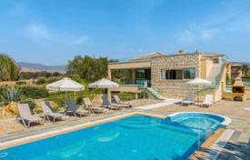4-комнатная вилла 375 м² в Полисе, Кипр за 2 940 € в неделю