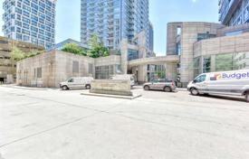 Квартира в Янг-стрит, Торонто, Онтарио,  Канада за C$763 000