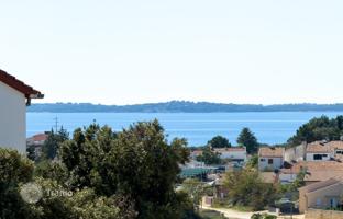 2-комнатная квартира 82 м² в Перое за 300 000 €