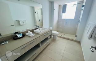 2-комнатная квартира в кондо 101 м² на Саут Оушен Драйв за $895 000