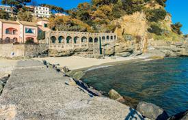 Великолепная вилла с прямым видом на море в Альбизола-Супериоре, Лигурия, Италия за 10 800 000 €