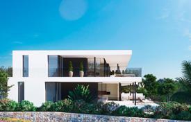 Апартаменты с 3 спальнями и видом на море и поле для гольфа в Las Colinas Golf за 584 000 €