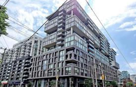 Квартира на Батерст-стрит, Торонто, Онтарио,  Канада за C$729 000