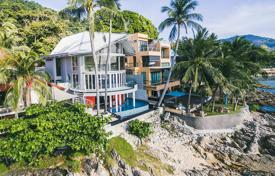 Вилла с террасой, видом на море, бассейном и просторным участком в современной резиденции, Пхукет, Таиланд за $2 910 000