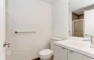 2-комнатная квартира на Йорк-стрит за C$1 030 000