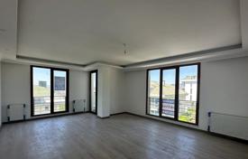 5-комнатная квартира 295 м² в Бююкчекмедже, Турция за $185 000