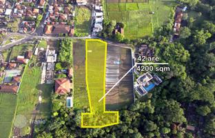 Земельный участок 4 200 м² в Кедири за $613 000