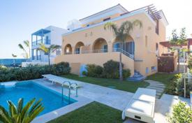 Вилла в Лимассоле с 3 спальнями, Limassol Marina за 56 000 € в неделю