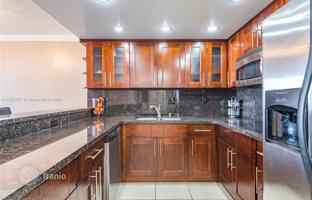 1-комнатная квартира в кондо 69 м² в Халландейл Бич за $349 000