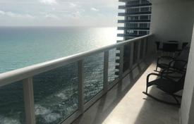Современные апартаменты с видом на океан в резиденции на первой линии от пляжа, Халландейл Бич, США за $864 000