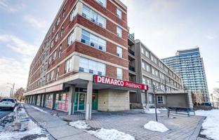 2-комнатная квартира в Норт-Йорке за C$759 000