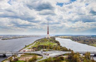 Земельный участок 2 718 м² в Риге за 800 000 €