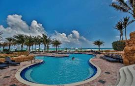 Трехкомнатные апартаменты на первой линии от пляжа в Санни-Айлс-Бич, Флорида, США за 1 073 000 €