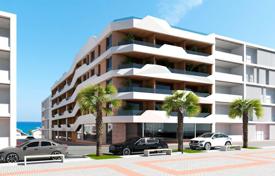 Апартаменты с 3 спальнями в 125 м от пляжа в Гуардамар дель Сегура за 302 000 €