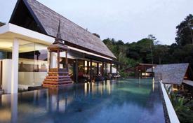 Светлая вилла с террасой, бассейном и садом в уютной резиденции, недалеко от пляжа, Камала, Таиланд за $1 990 000