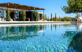Элитная вилла с большим бассейном в живописном районе, Санта-Эулалия, Испания за 39 000 € в неделю