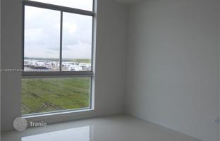 2-комнатная квартира в кондо 105 м² в Дорале за $450 000