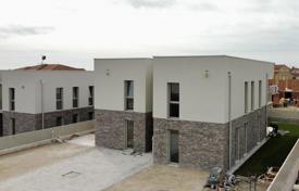 Квартира Продается квартира в новостройке с террасой на крыше, в 5 минутах от пляжа, Умаг! А12 за 216 000 €