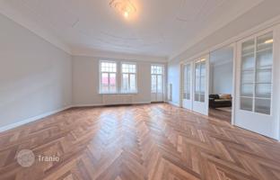 4-комнатная квартира 139 м² в Центральном районе за 465 000 €