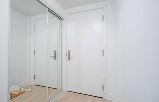 5-комнатная квартира на Уэллсли-стрит Восток за C$1 143 000