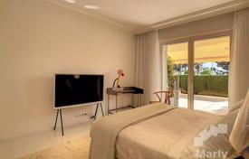 4-комнатная квартира на набережной Круазет (Канны), Франция за 7 500 € в неделю