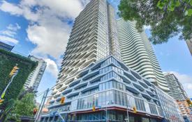 Квартира на Вуд-стрит, Олд Торонто, Торонто,  Онтарио,   Канада за C$688 000