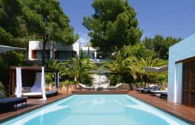 Роскошная вилла с бассейнами, садами и видом на море и лес, Ибица, Испания за 56 000 € в неделю