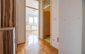 Продажа, Вукомерец, 2-комнатная квартира, парковочное место, лифт за 155 000 €