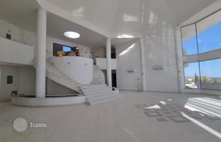 5-комнатный коттедж 600 м² в Героскипу за 3 150 000 €