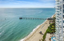 Трехкомнатная меблированная квартира на берегу океана в Санни-Айлс-Бич, Флорида, США за 1 628 000 €