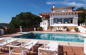 Комфортабельная вилла с бассейном, теннисным кортом и видом на море, Тамариу, Испания за 1 100 000 €