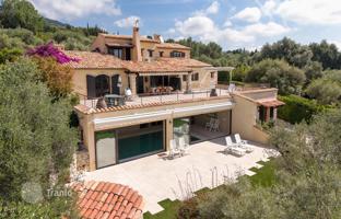 8-комнатная вилла в Турет-Сюр-Луп за 1 720 000 €