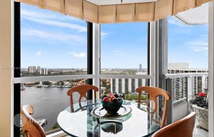 3-комнатная квартира в кондо 174 м² в Авентуре за $898 000