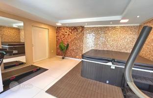 5-комнатный дом 280 м² в Приморско-Горанской жупании за 1 200 000 €