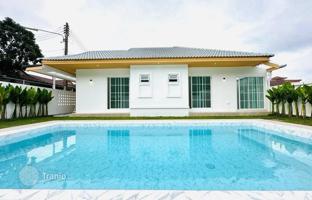 3-комнатная вилла 440 м² в Муанг Пхукете за $209 000