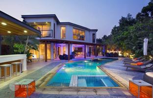 3-комнатный коттедж 331 м² в Лимасоле за 5 500 000 €