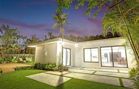 Дом в городе в Севере Майами Бич, США за $1 799 000