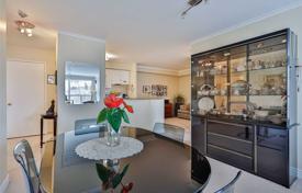 Квартира в Лейк Шор Бульвар Запад, Этобико, Торонто,  Онтарио,   Канада за C$814 000