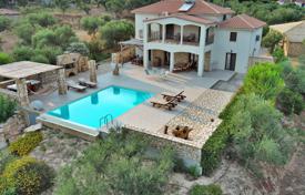 Просторная вилла с бассейном и видом на залив, Мессиния, Греция за 1 300 000 €