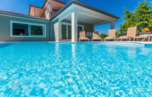 4-комнатный дом 175 м² в Лабине за 500 000 €