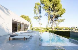Двухэтажная вилла с садом, бассейном, гаражом и террасой, Лас-Колинас, Испания за 1 050 000 €
