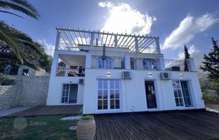 6-комнатная вилла 302 м² в Ханье за 890 000 €