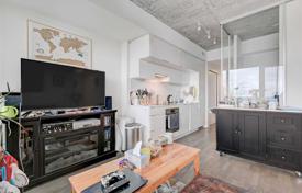 Квартира на Рохэмптон-авеню, Олд Торонто, Торонто,  Онтарио,   Канада за C$824 000