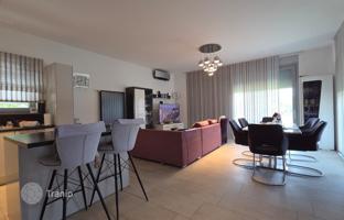 7-комнатный дом 297 м² в Кострене за 1 550 000 €