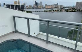 Пятикомнатный пентхаус с террасой на крыше и видом на океан в Авентуре, Флорида, США за $1 555 000