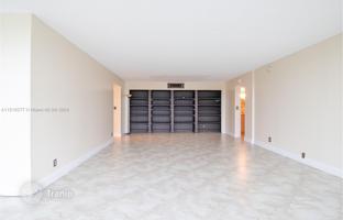 2-комнатная квартира в кондо 135 м² в Халландейл Бич за $323 000