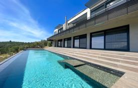 Новая трехэтажная вилла с бассейном и видом на море в Пилосе, Пелопоннес, Греция за 2 500 000 €