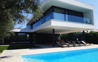 4-комнатный дом 283 м² в Перое за 1 615 000 €