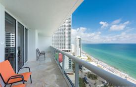 Четырехкомнатная светлая квартира с панорамным видом на океан в Халландейл Бич, Флорида, США за 767 000 €