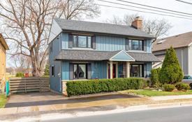 Дом в городе в Этобико, Торонто, Онтарио,  Канада за C$1 581 000
